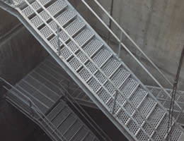 Durable Anti Skid Safety Round Grating Anti Rust Pre Galvanized Steel Grating